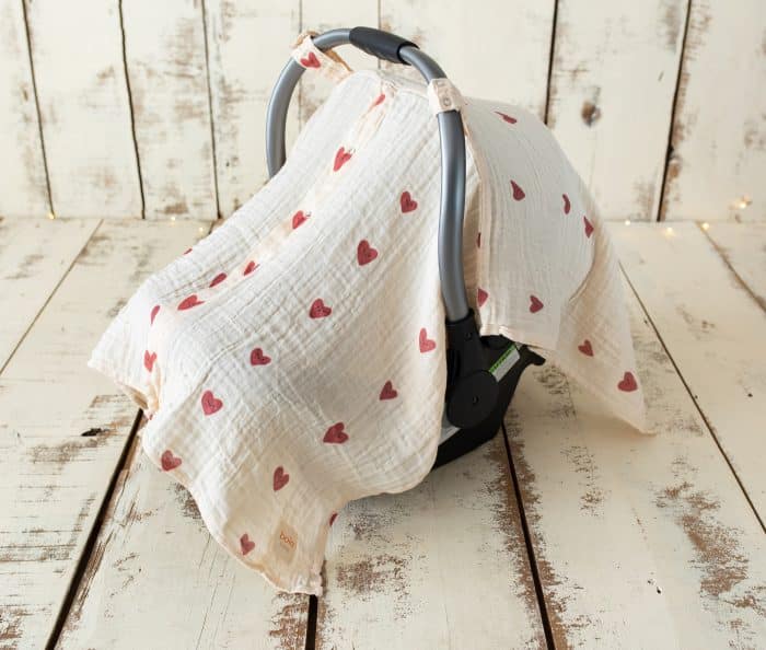 Kalp Desenli Müslin Puset Örtüsü “Cute Hearts” - Görsel 2