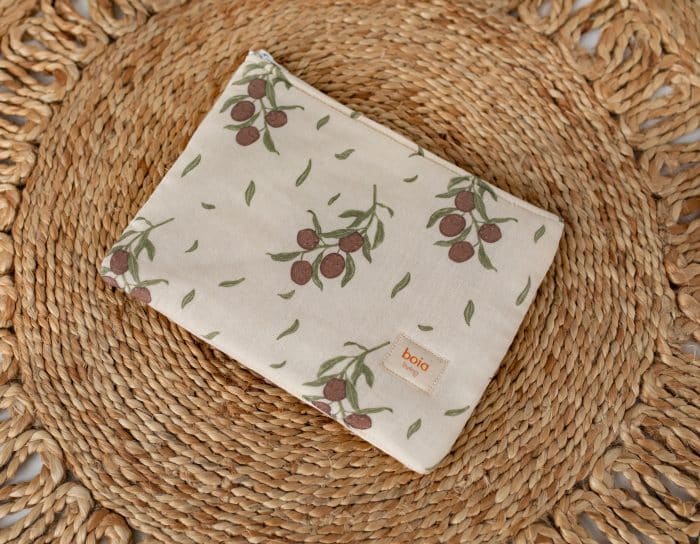 5W3A5923 Zeytin Desenli Müslin Çanta “Healthie Olive” - Görsel 1